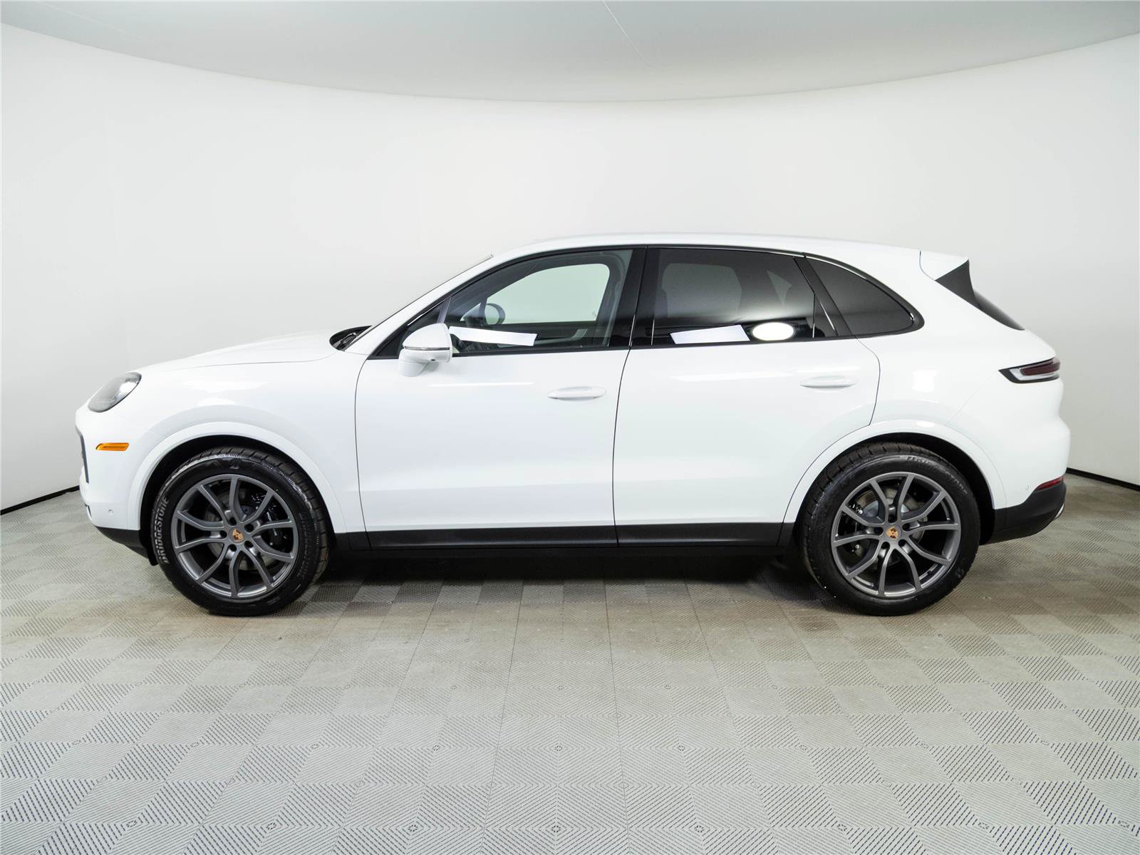 New 2026 Porsche Cayenne AWD/4WD image 2