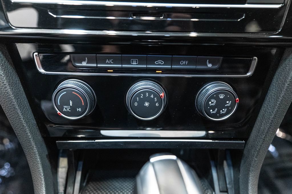 Used 2020 Volkswagen GTI S FWD image 28