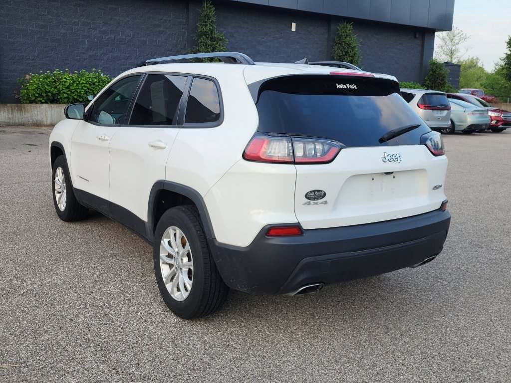 Used 2022 Jeep Cherokee Latitude Lux w/ Sun & Sound Group AWD/4WD image 5