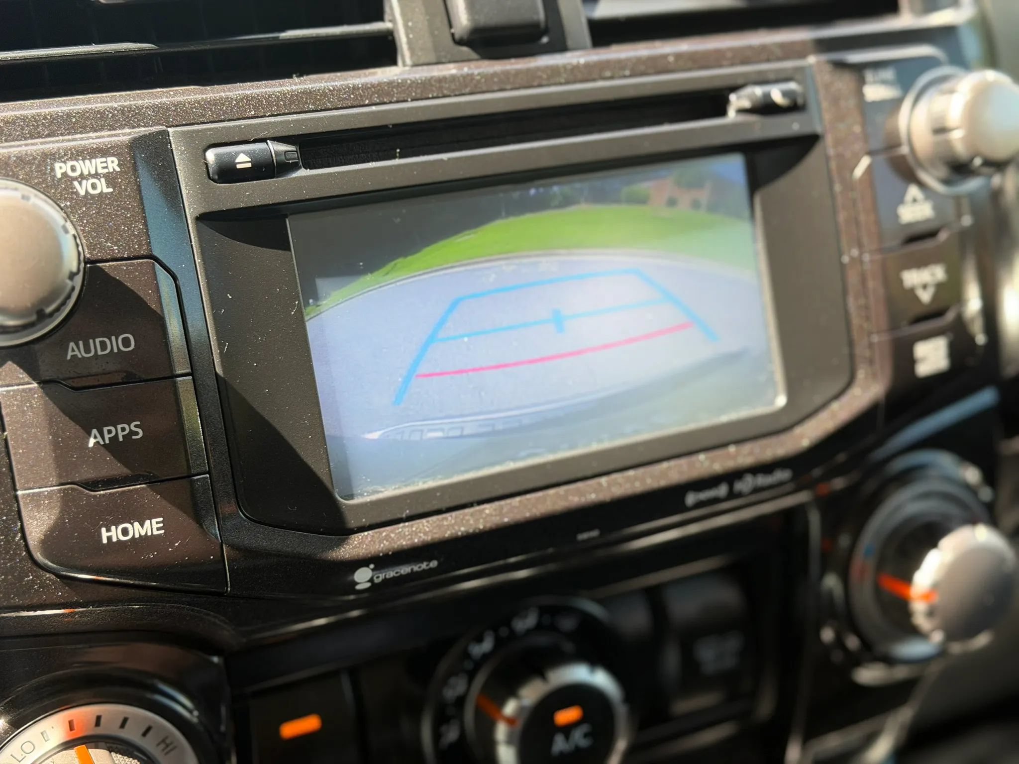 Used 2018 Toyota 4Runner TRD Off-Road AWD/4WD image 28