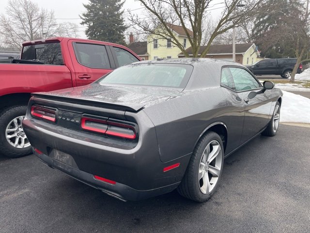 Used 2015 Dodge Challenger R/T w/ Quick Order Package 22B R/T image 3