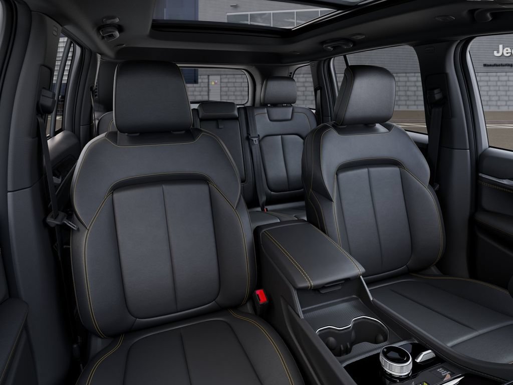 New 2026 Jeep Grand Cherokee Limited AWD/4WD image 16