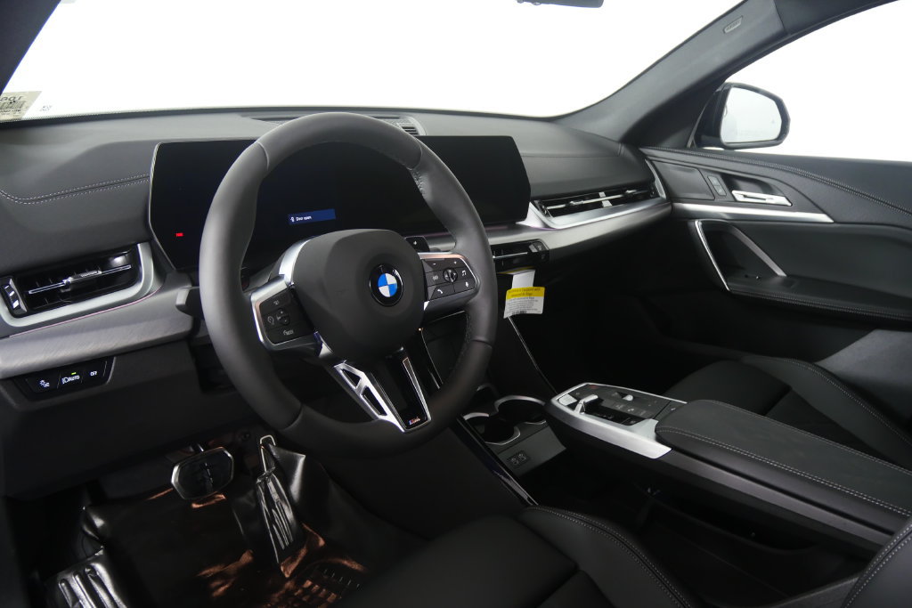 New 2027 BMW X2 xDrive28i AWD/4WD image 12