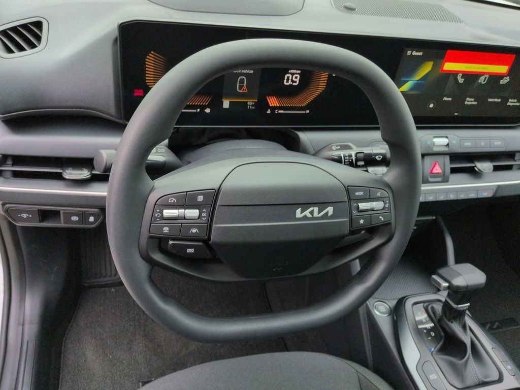 New 2026 Kia K4 FWD image 11