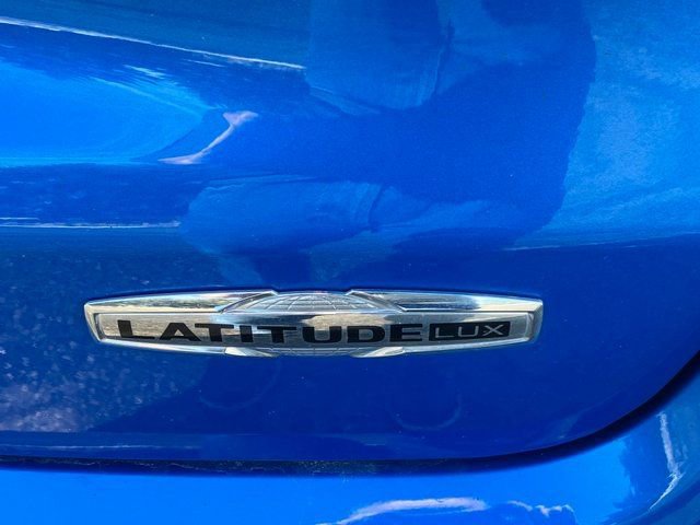 Used 2023 Jeep Compass Latitude image 26