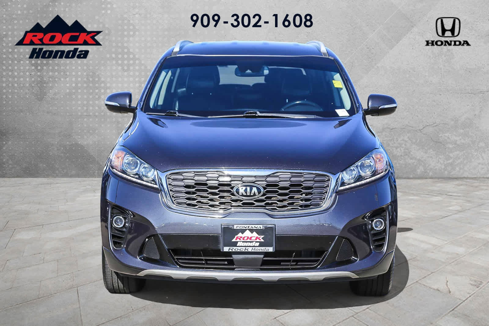 Used 2019 Kia Sorento EX image 2