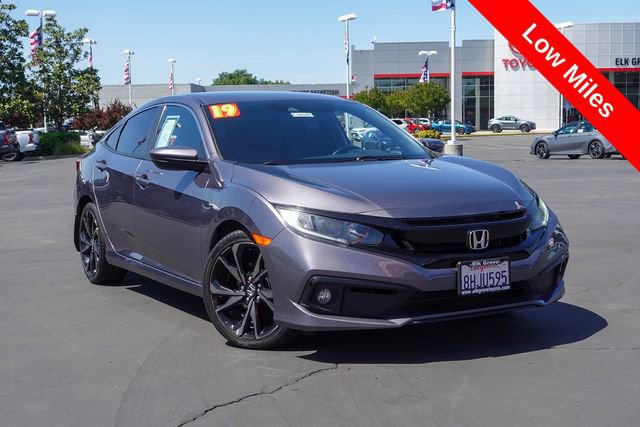 Used 2019 Honda Civic Sport image 2