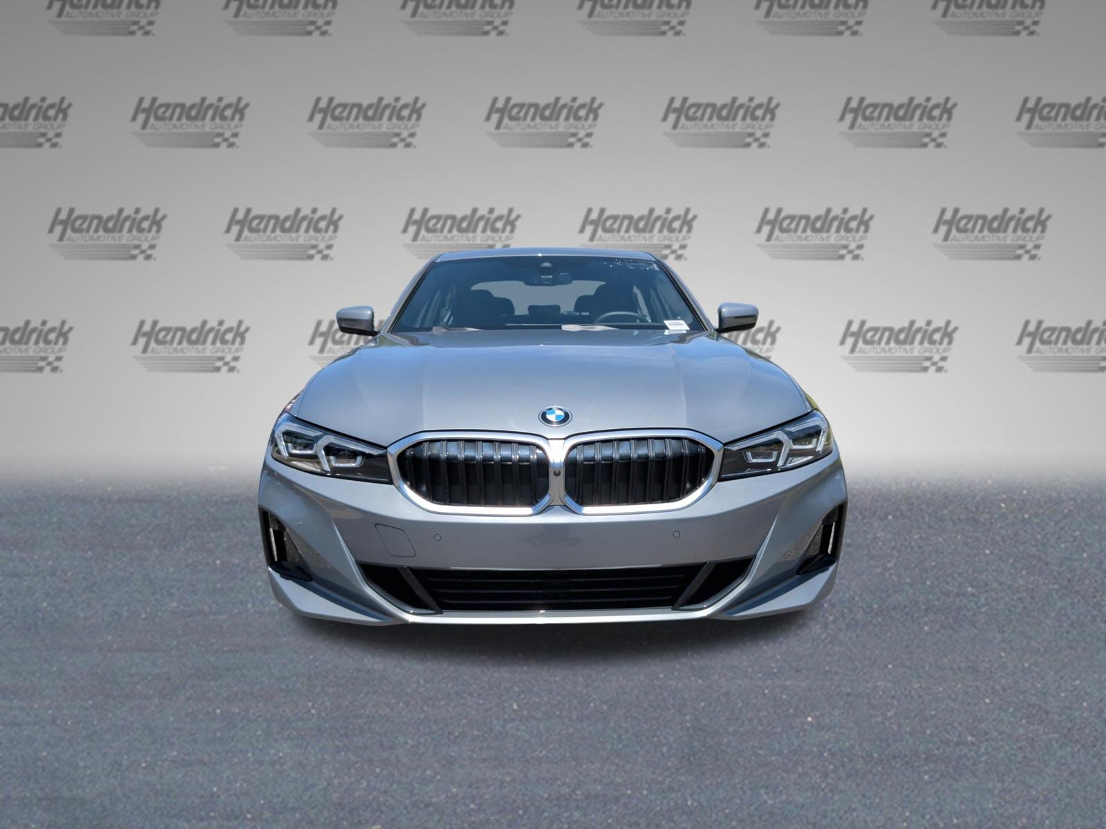 Used 2025 BMW 330i Sedan RWD image 5