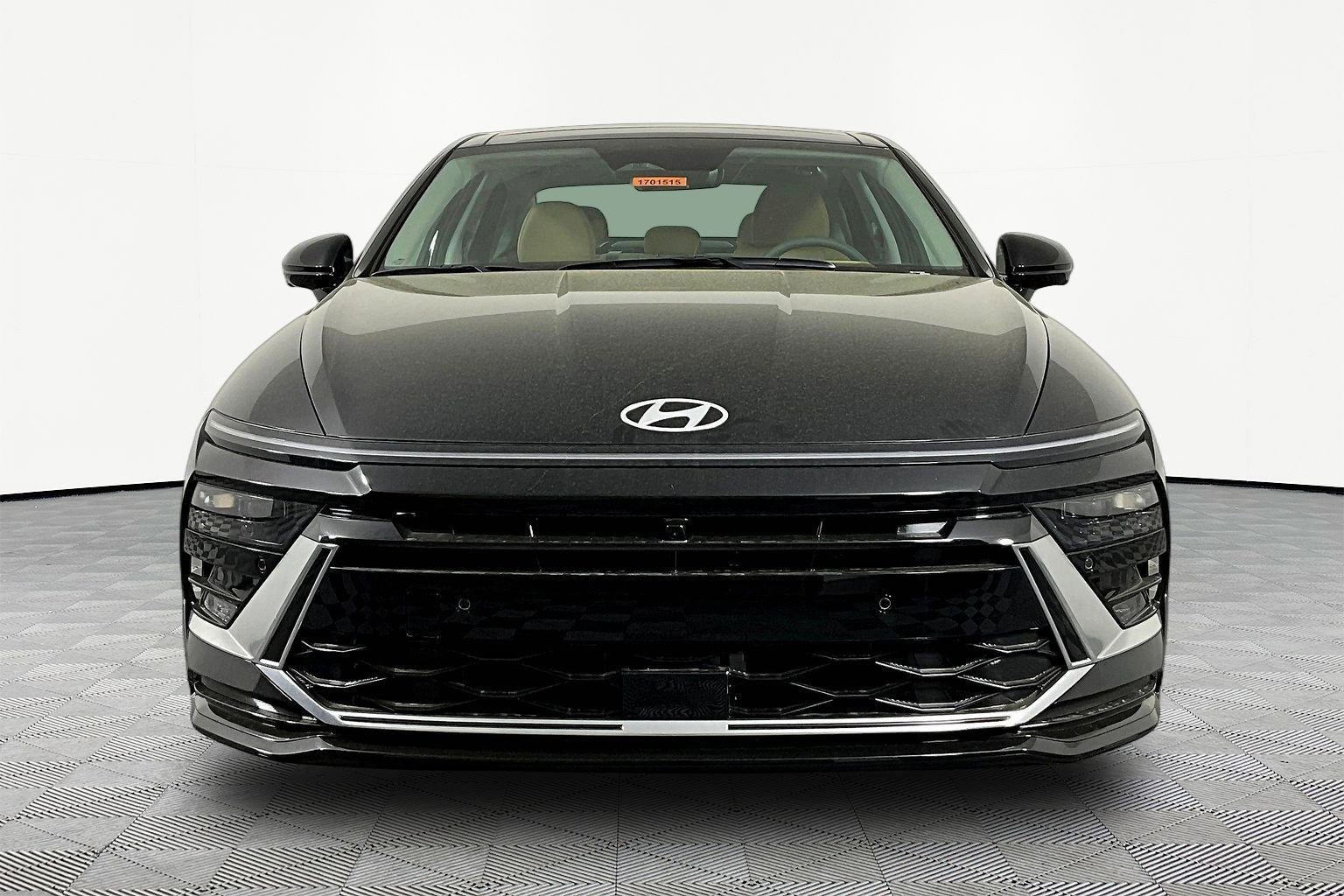 New 2026 Hyundai Sonata Limited FWD image 2