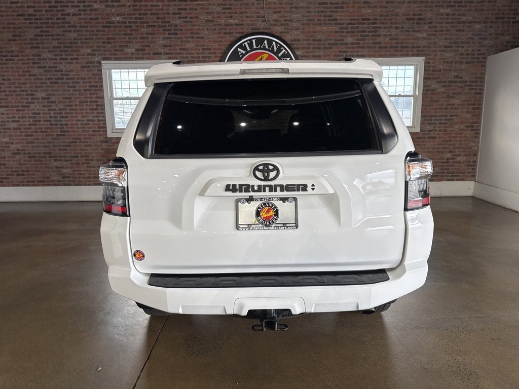 Used 2021 Toyota 4Runner SR5 image 36