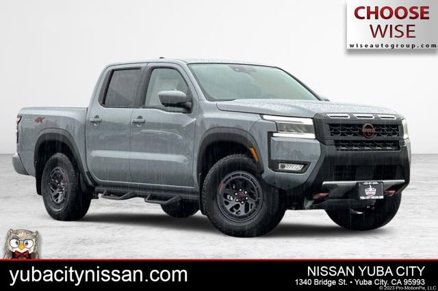 New 2025 Nissan Frontier PRO-4X w/ Interior Protection Package