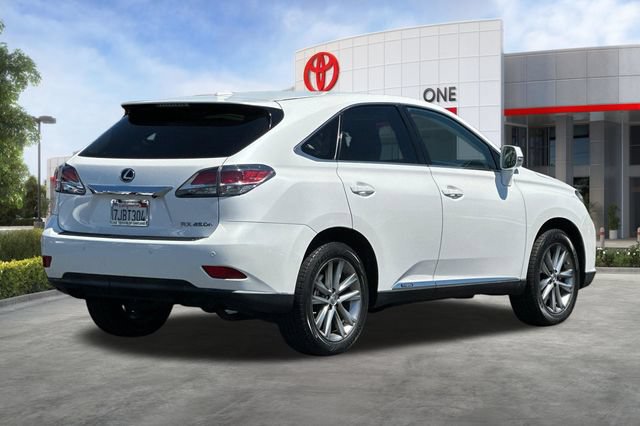 Used 2015 Lexus RX 450h FWD image 4