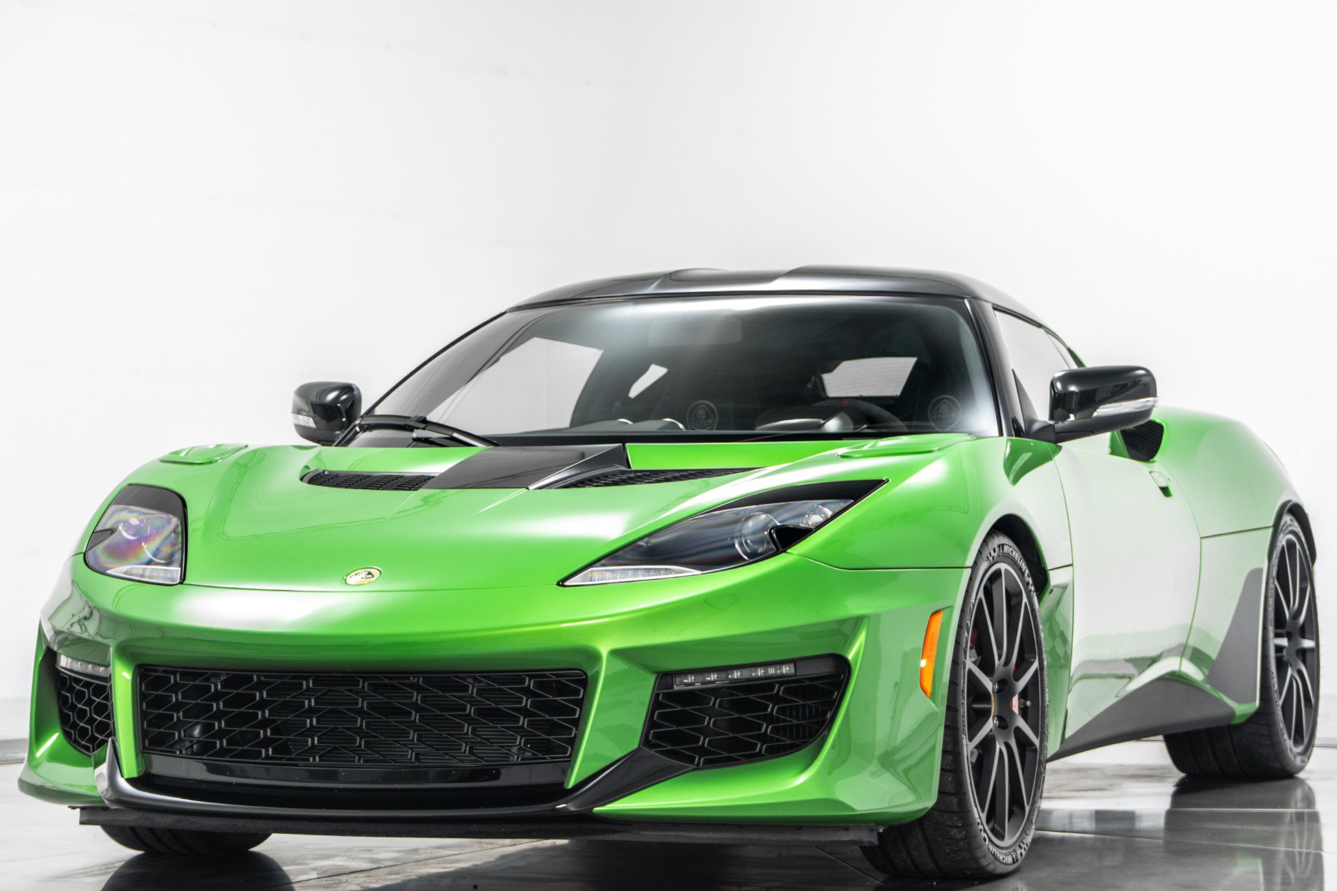 Used 2021 Lotus Evora image 5