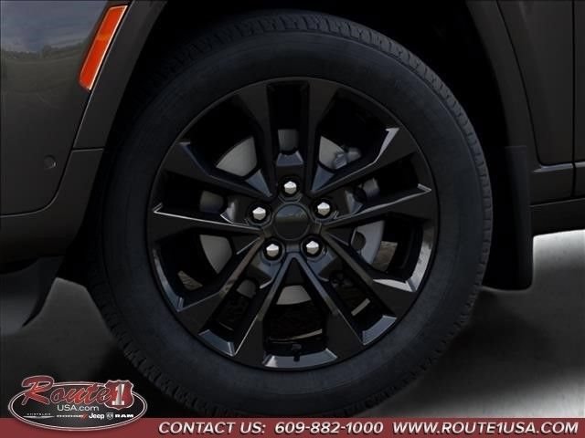 New 2026 Jeep Grand Cherokee L Limited Reserve AWD/4WD image 9
