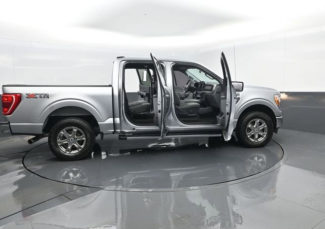 Used 2021 Ford F150 XLT w/ XTR Package image 26
