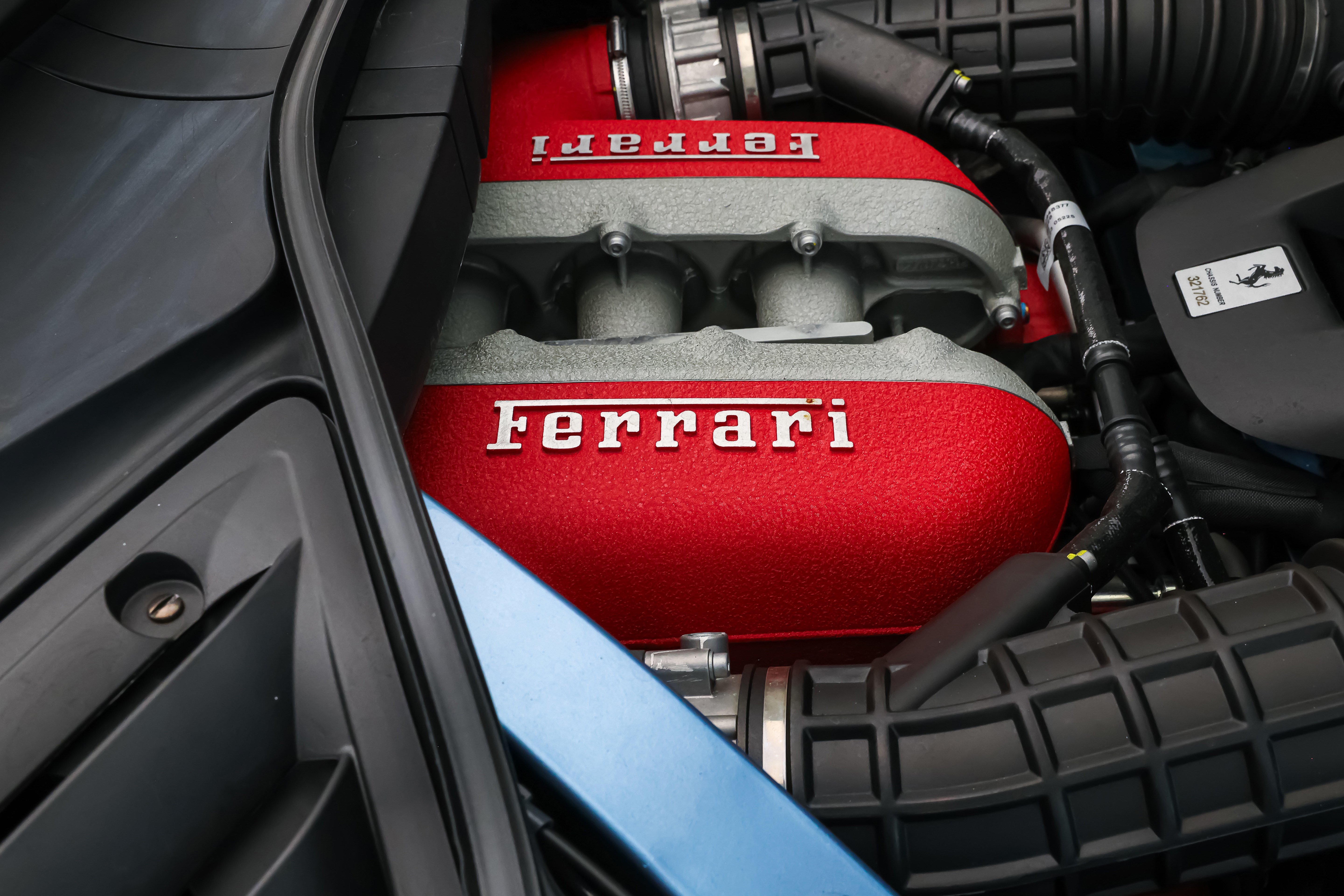 Used 2025 Ferrari Purosangue AWD/4WD image 44