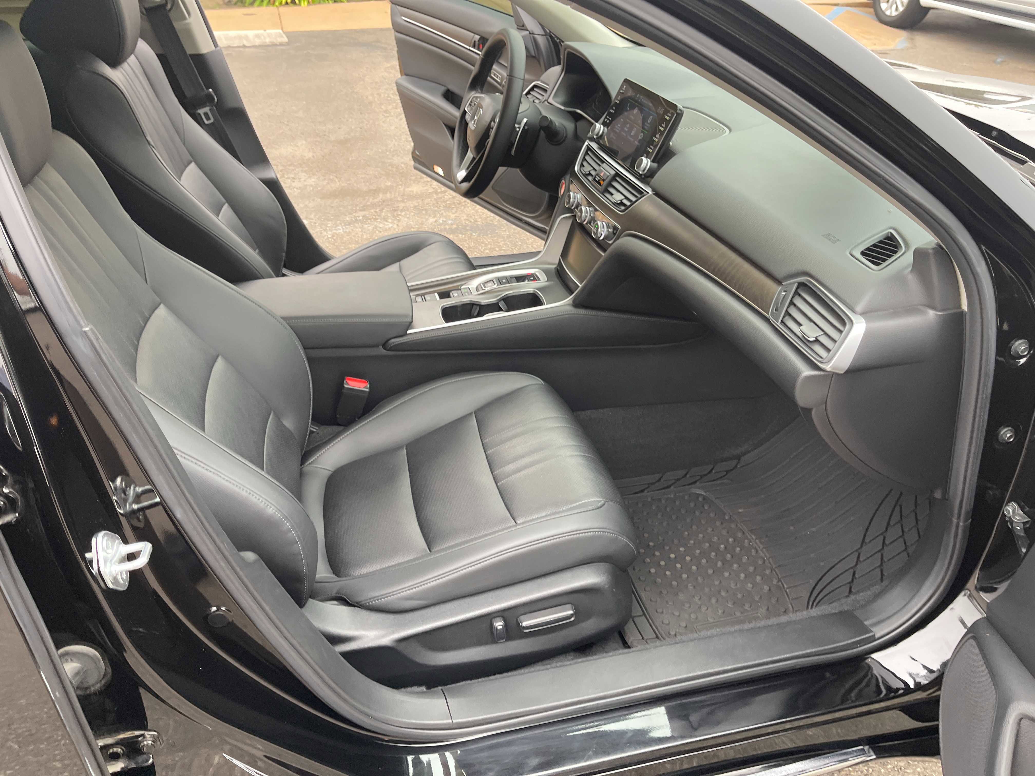 Used 2022 Honda Accord EX-L image 16