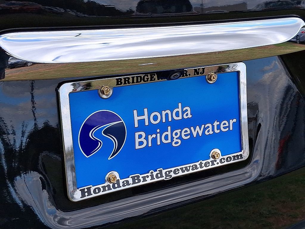 Used 2022 GMC Terrain SLT w/ Infotainment Package II image 30