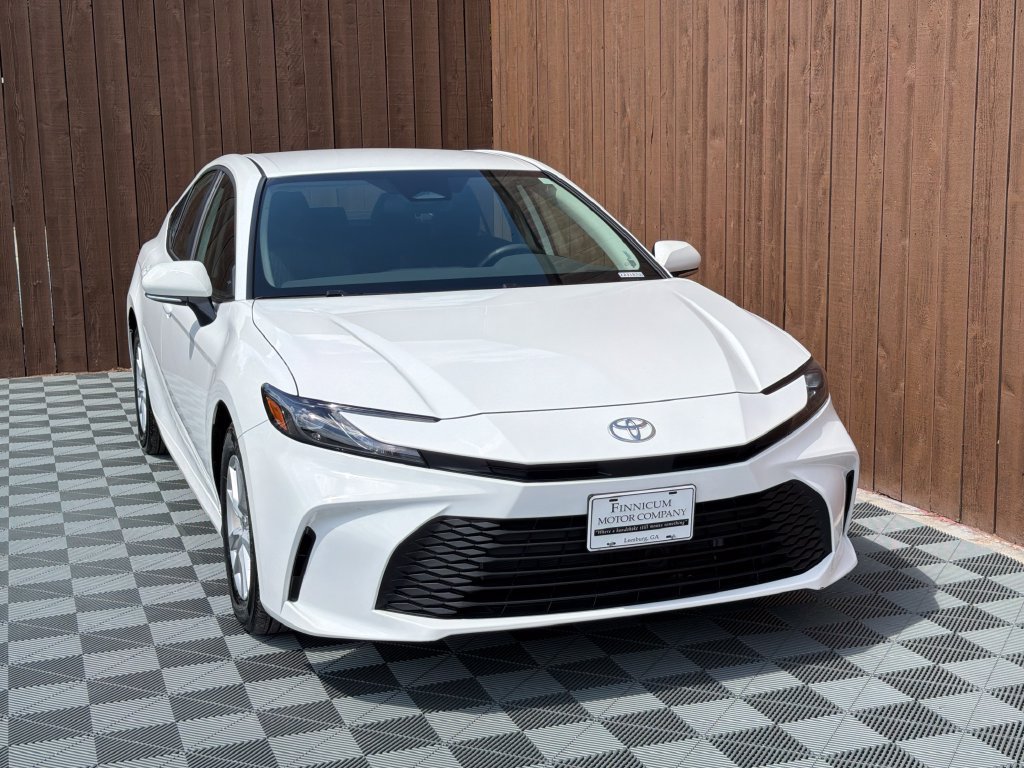 Used 2026 Toyota Camry LE FWD image 12