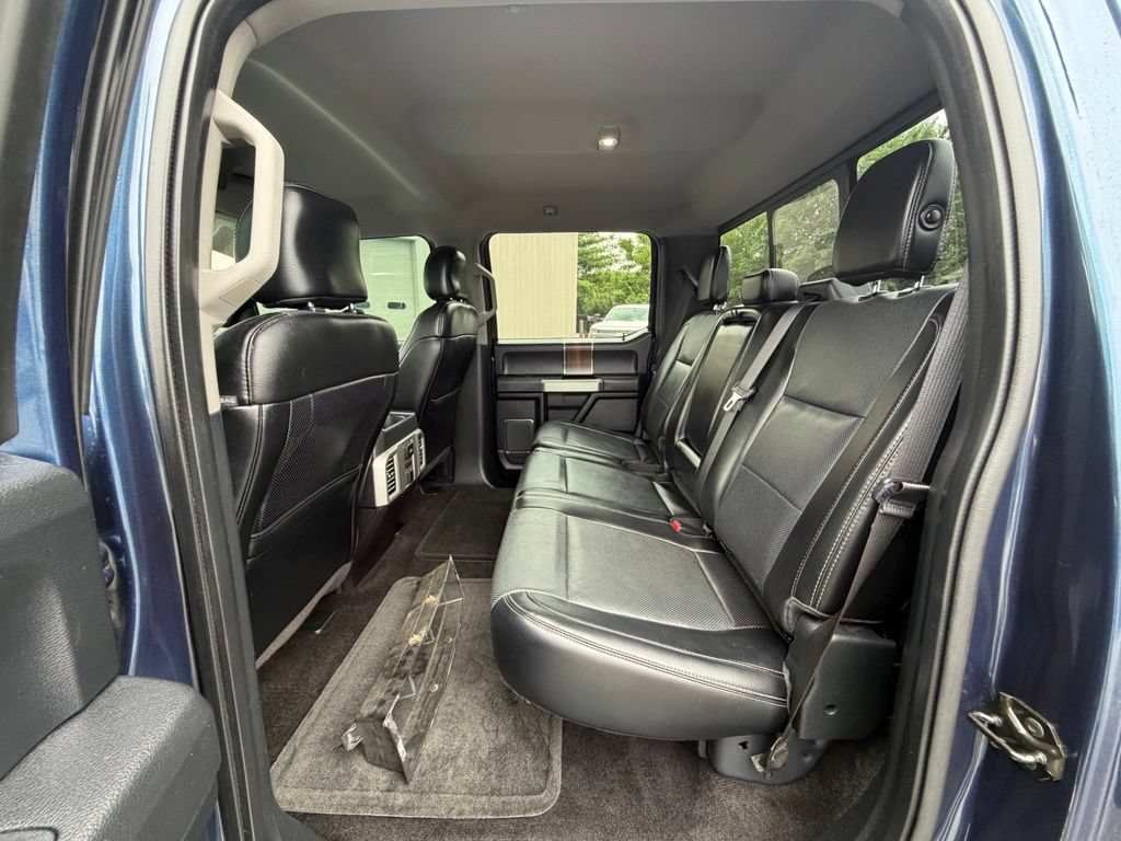Used 2016 Ford F150 Lariat w/ Equipment Group 502A Luxury AWD/4WD image 4