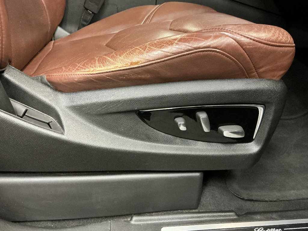Used 2016 Cadillac Escalade ESV Luxury AWD/4WD image 35