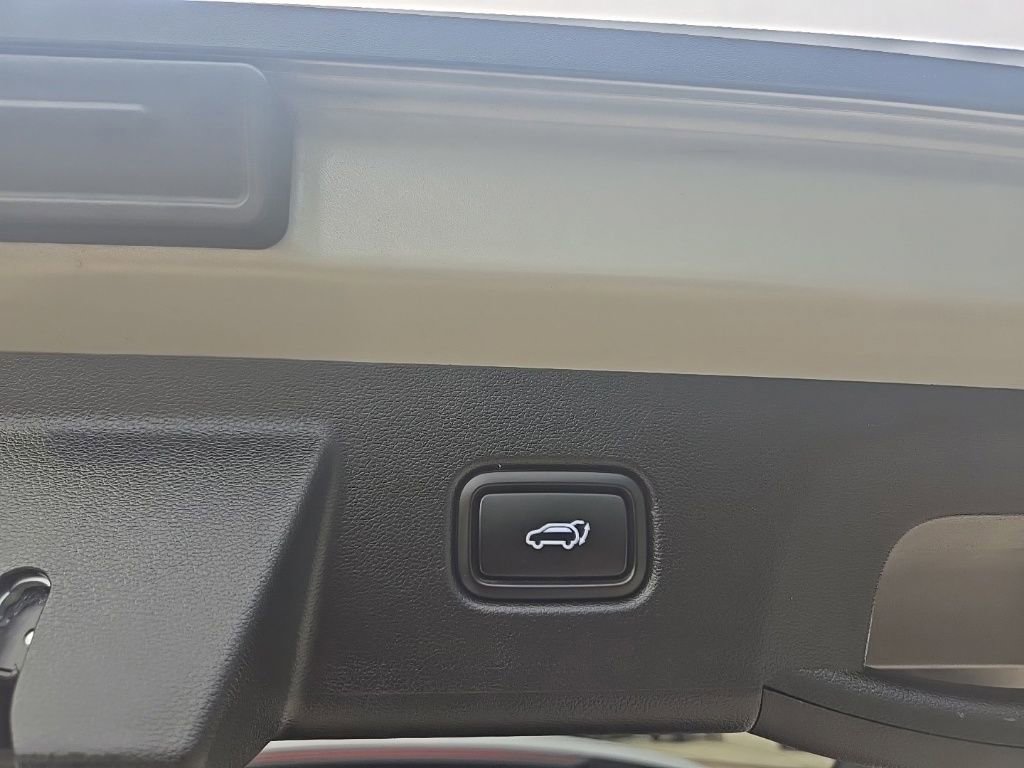 Used 2024 Hyundai Tucson Limited image 33