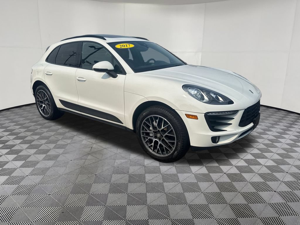 Used 2017 Porsche Macan S w/ Premium Package Plus AWD/4WD image 7