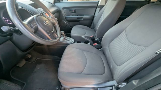 Used 2013 Kia Soul image 16