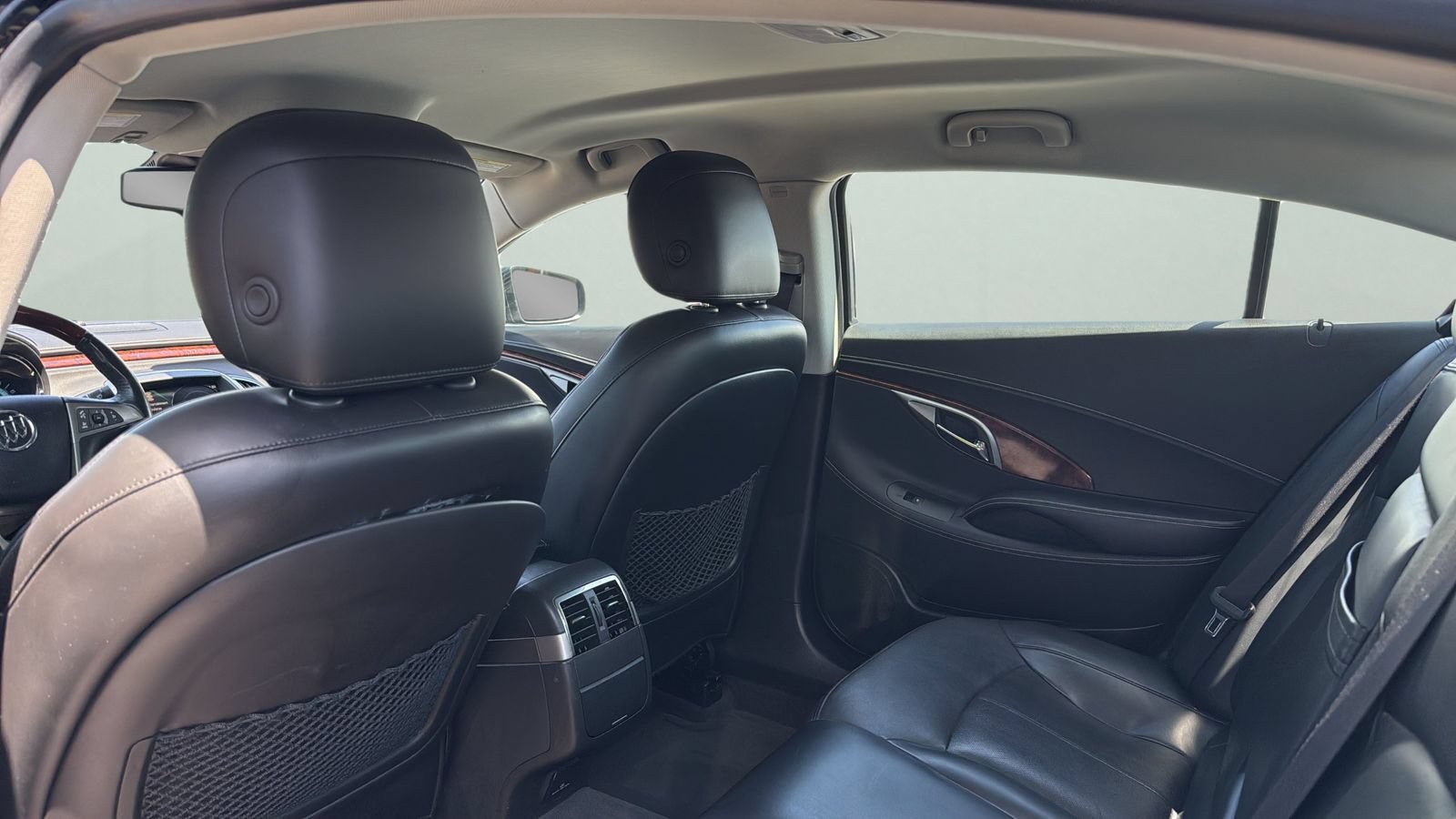 Used 2012 Buick LaCrosse Touring FWD image 28