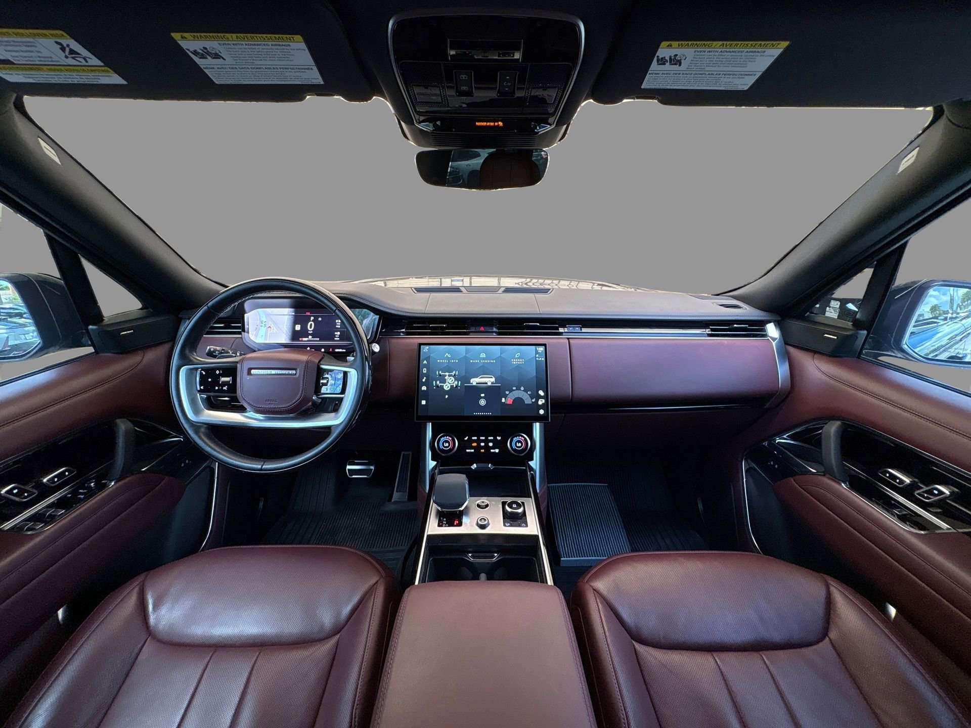 Used 2023 Land Rover Range Rover SE image 20