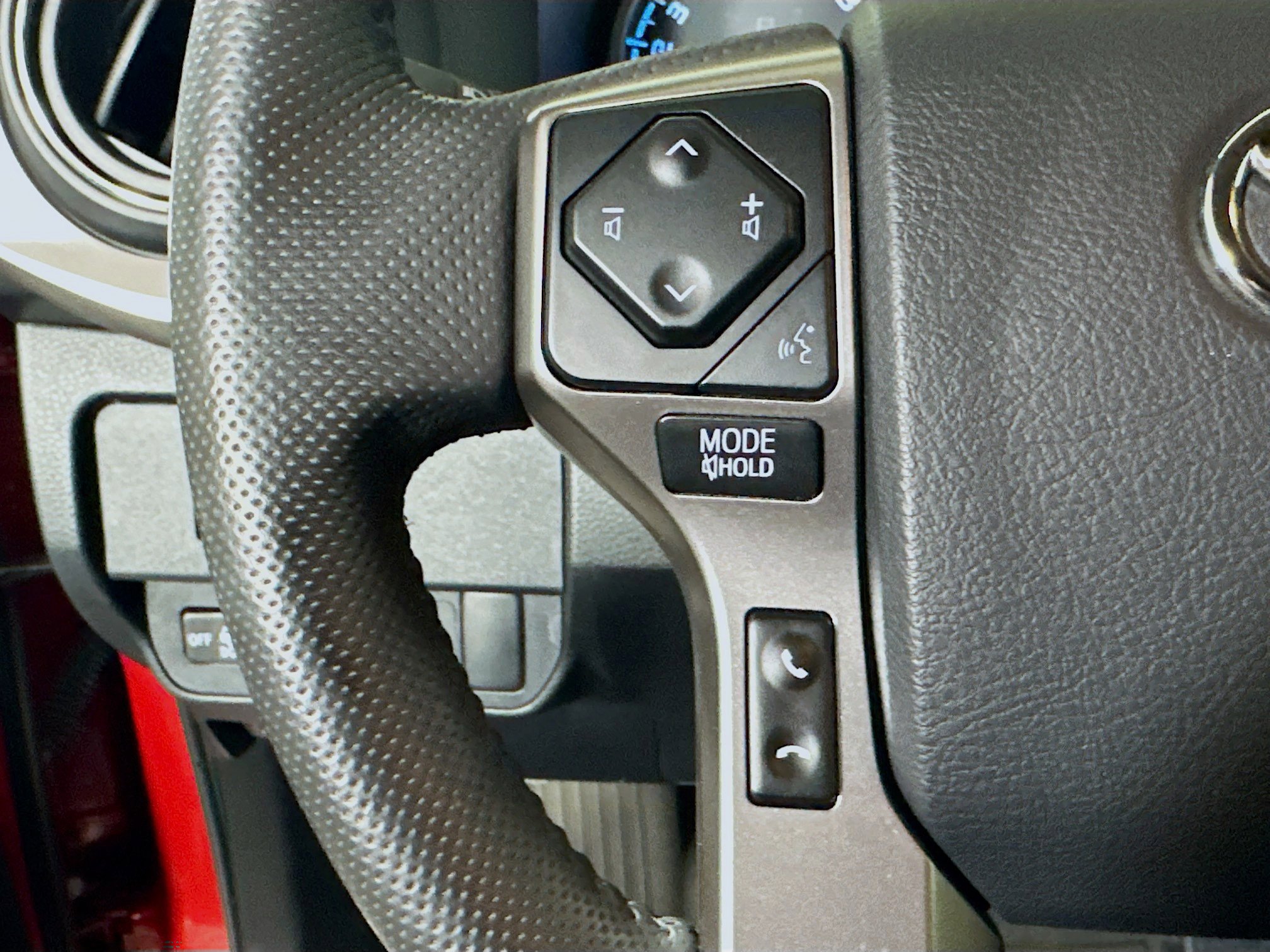 Used 2023 Toyota Tacoma SR5 AWD/4WD image 16