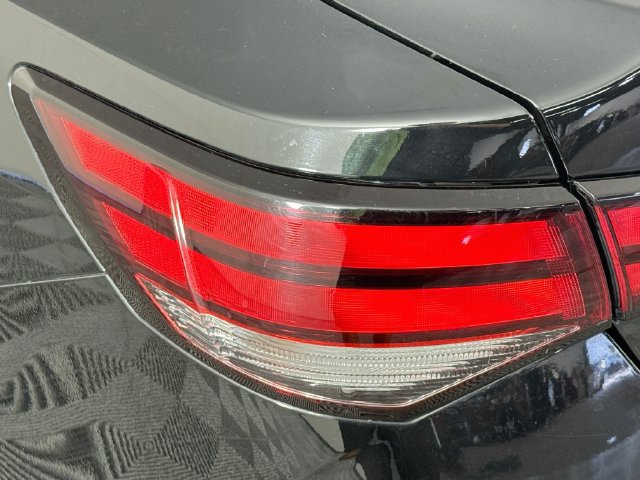 Used 2020 Nissan Sentra SV FWD image 33