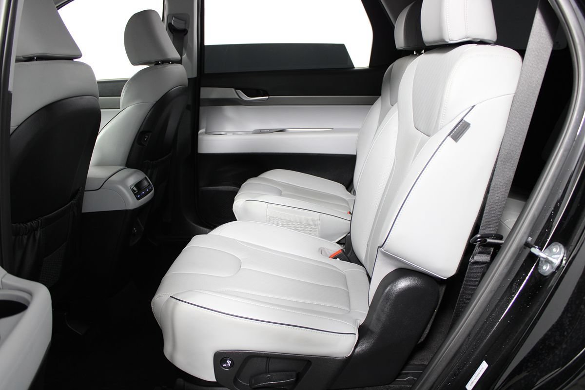 Used 2025 Hyundai Palisade SEL FWD image 29