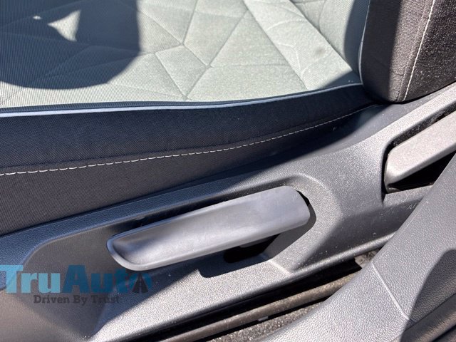 Used 2025 Volkswagen Jetta Sport FWD image 26