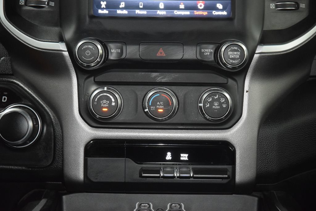 Used 2020 RAM 1500 Big Horn AWD/4WD image 34
