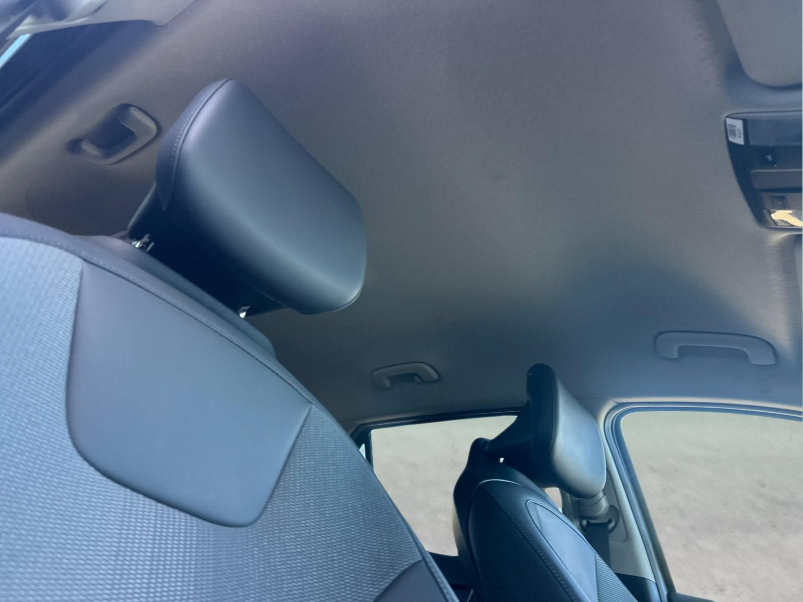 Used 2023 Kia Niro Wind FWD image 17