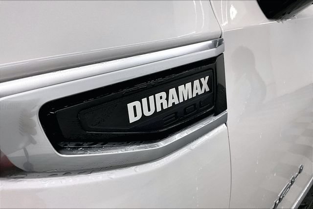 Used 2024 GMC Yukon XL Denali AWD/4WD image 38