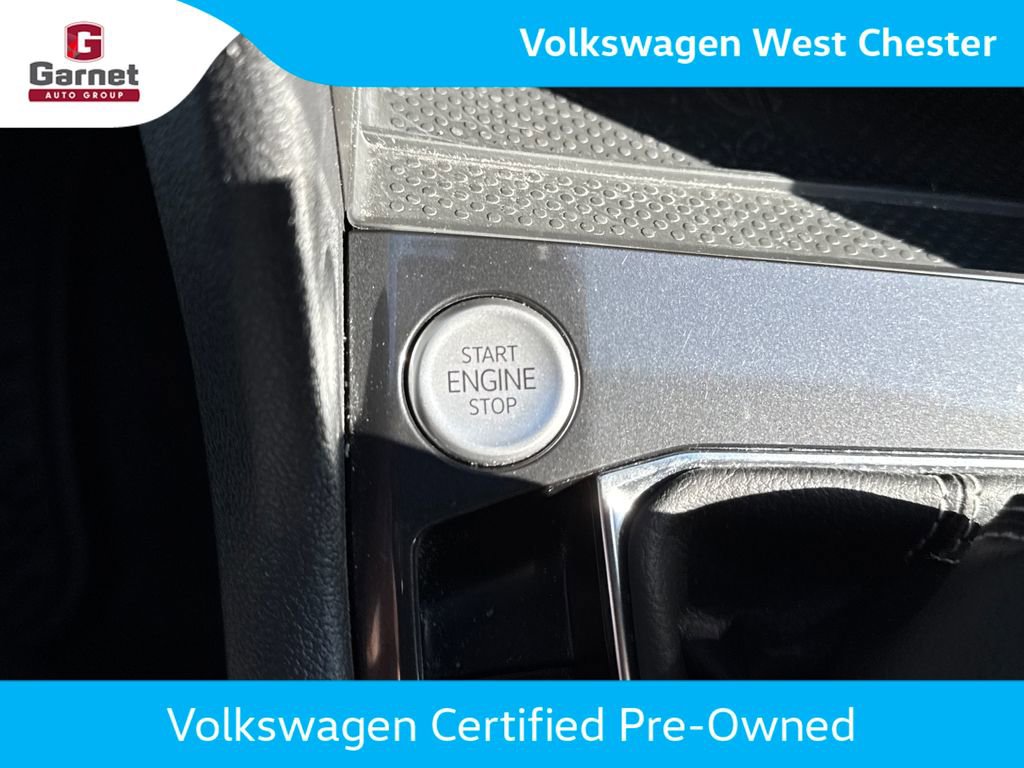 Certified 2023 Volkswagen Tiguan SE R-Line FWD image 31