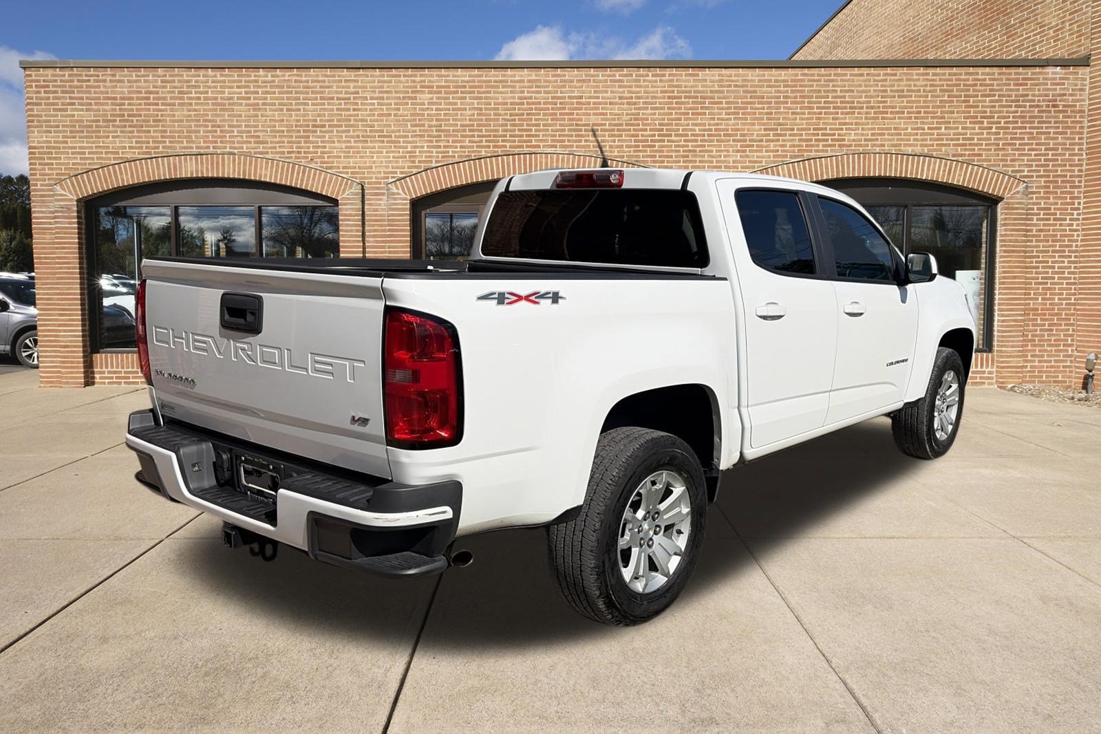 Used 2021 Chevrolet Colorado LT AWD/4WD image 3
