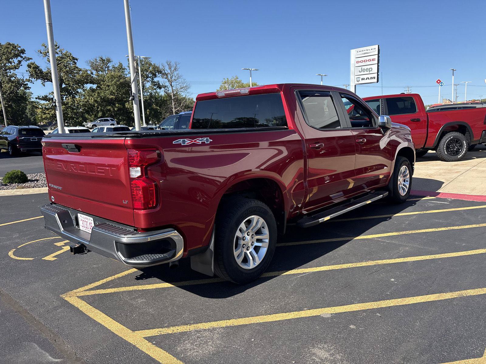 Used 2019 Chevrolet Silverado 1500 LT w/ All-Star Edition AWD/4WD image 5