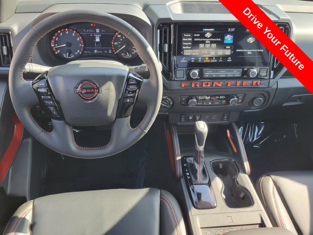 Used 2025 Nissan Frontier PRO-4X w/ Pro Premium Package AWD/4WD image 6