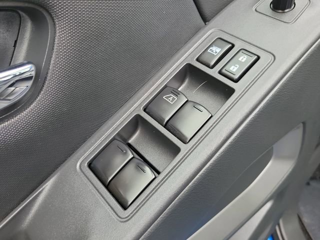 Used 2024 Nissan Frontier SV w/ SV Convenience Package AWD/4WD image 21