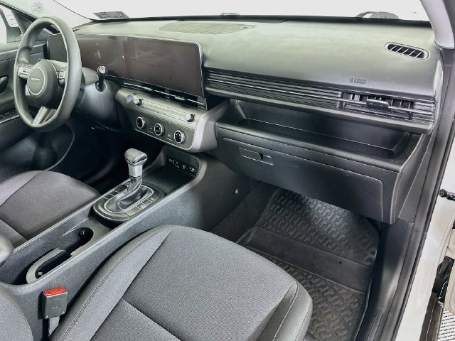 Certified 2024 Hyundai Kona SE AWD/4WD image 31