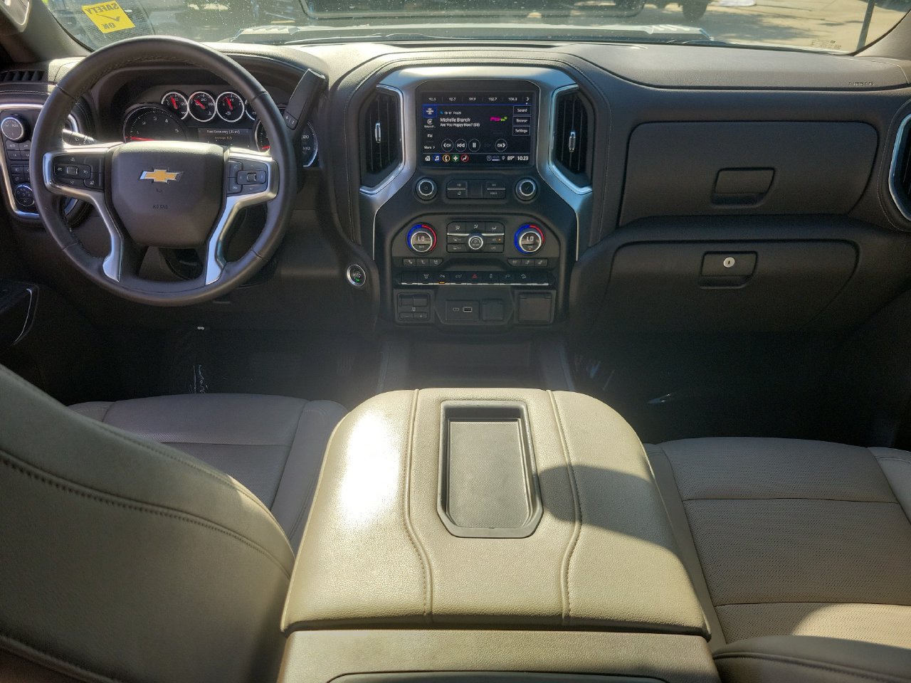 Certified 2022 Chevrolet Silverado 2500 LTZ w/ LTZ Plus Package AWD/4WD image 12