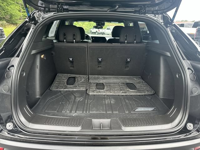 Certified 2024 Chevrolet Trax RS FWD image 20
