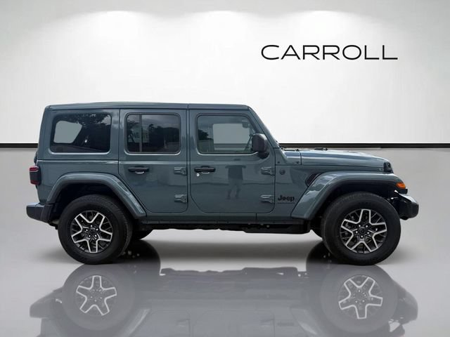 Used 2026 Jeep Wrangler Unlimited Sahara AWD/4WD image 2