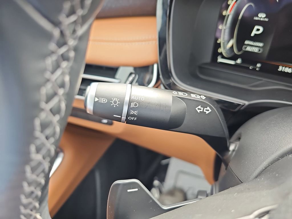 Used 2025 INFINITI QX60 Sensory image 31