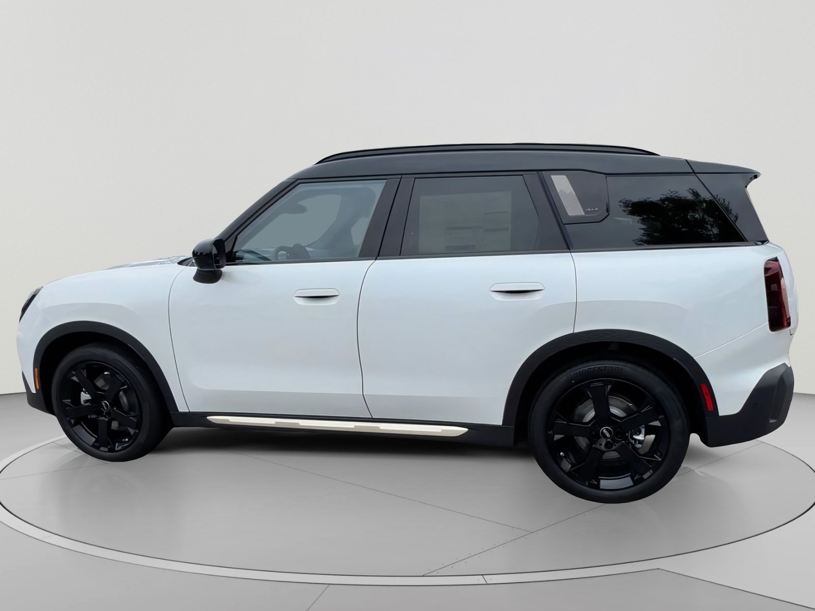 Used 2025 MINI Cooper Countryman SE w/ Comfort Package Max AWD/4WD image 5