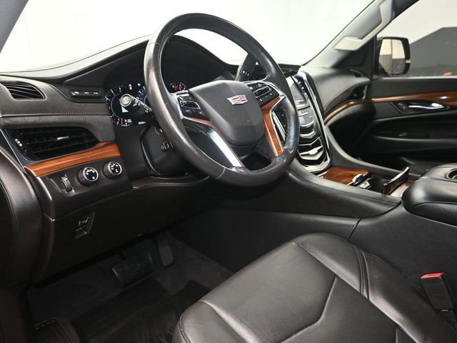 Used 2016 Cadillac Escalade ESV Premium AWD/4WD image 8