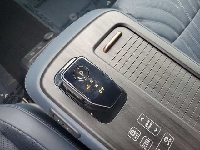 Certified 2024 Nissan Ariya AWD image 23